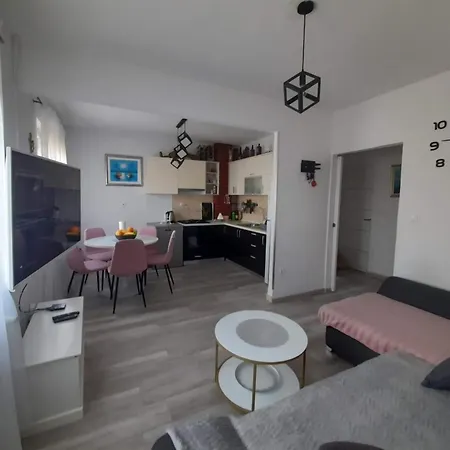 Apartment Mika *