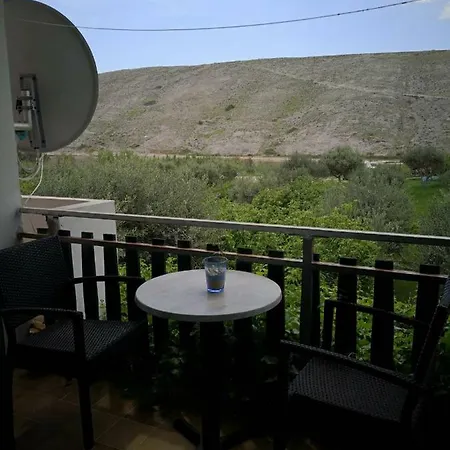 Apartment Mika *